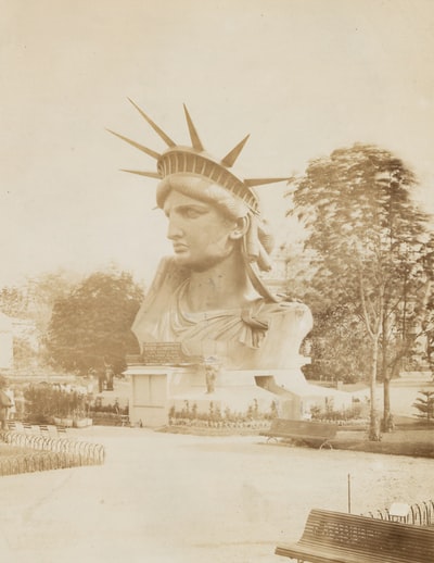 自由女神像的历史影像